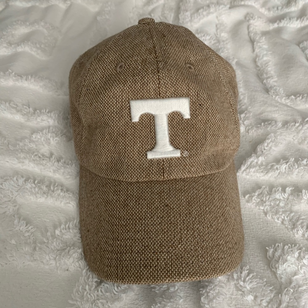 Vintage style UTK hat